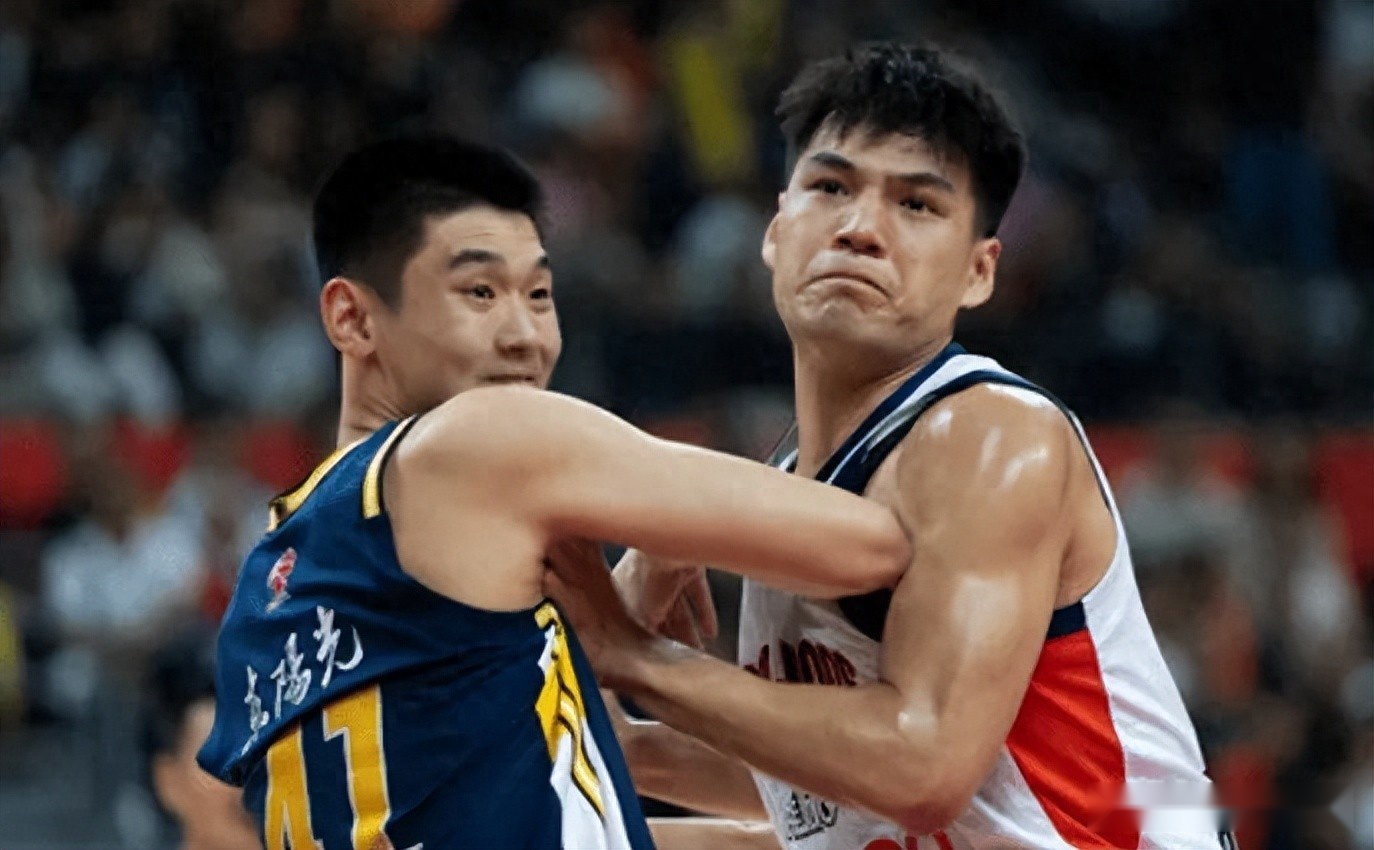 廣東97-94廣州2喜2憂！內線配置極佳，徐杰太猛，薩姆納隱患明顯